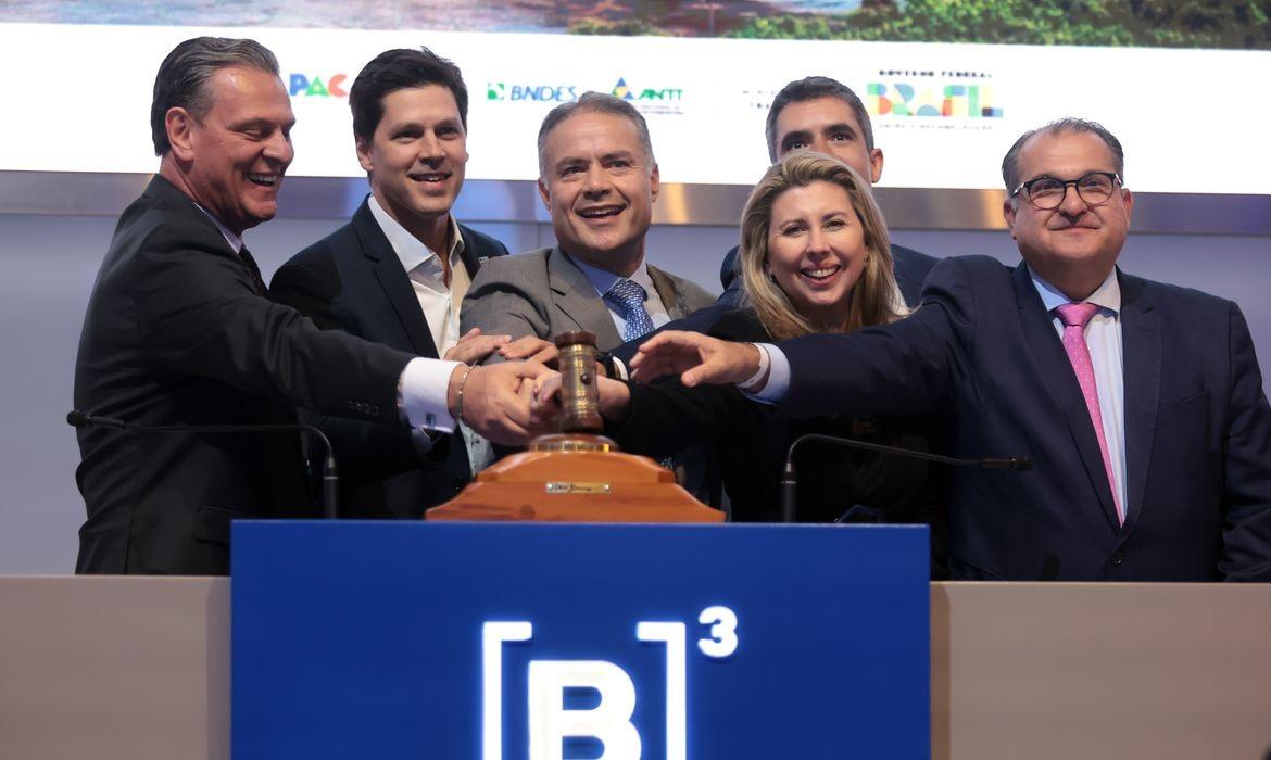 Os investimentos serão destinados a 490 quilômetros de rodovias que conectam Rio Verde, no sudoeste de Goiás, a Rondonópolis, no Mato Grosso